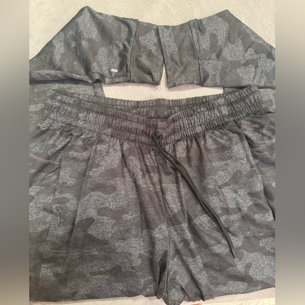 No Bull Women’s Joggers Size S Camo Black